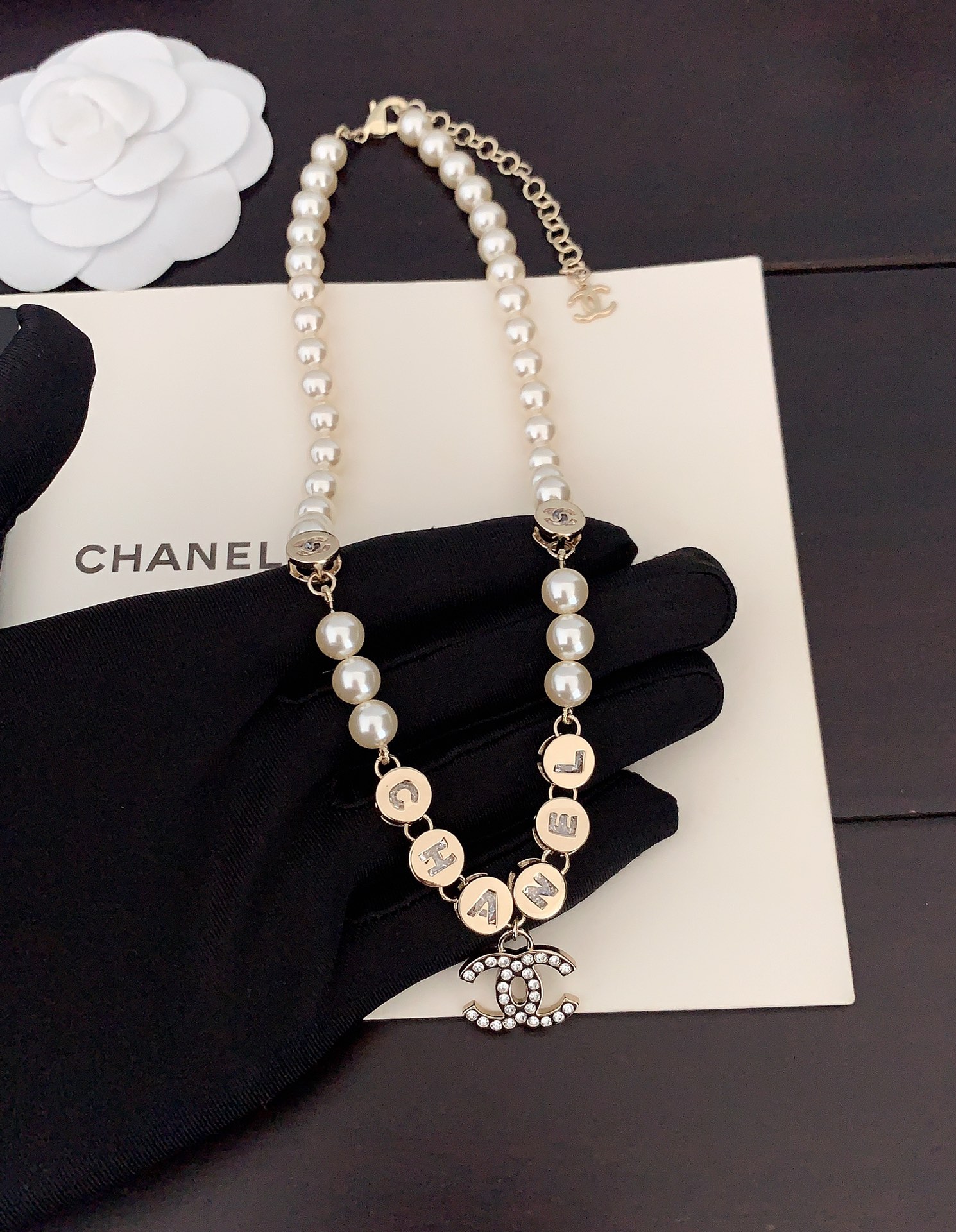 FWXL02 | 18K CHANEL Necklaces ( P75)
