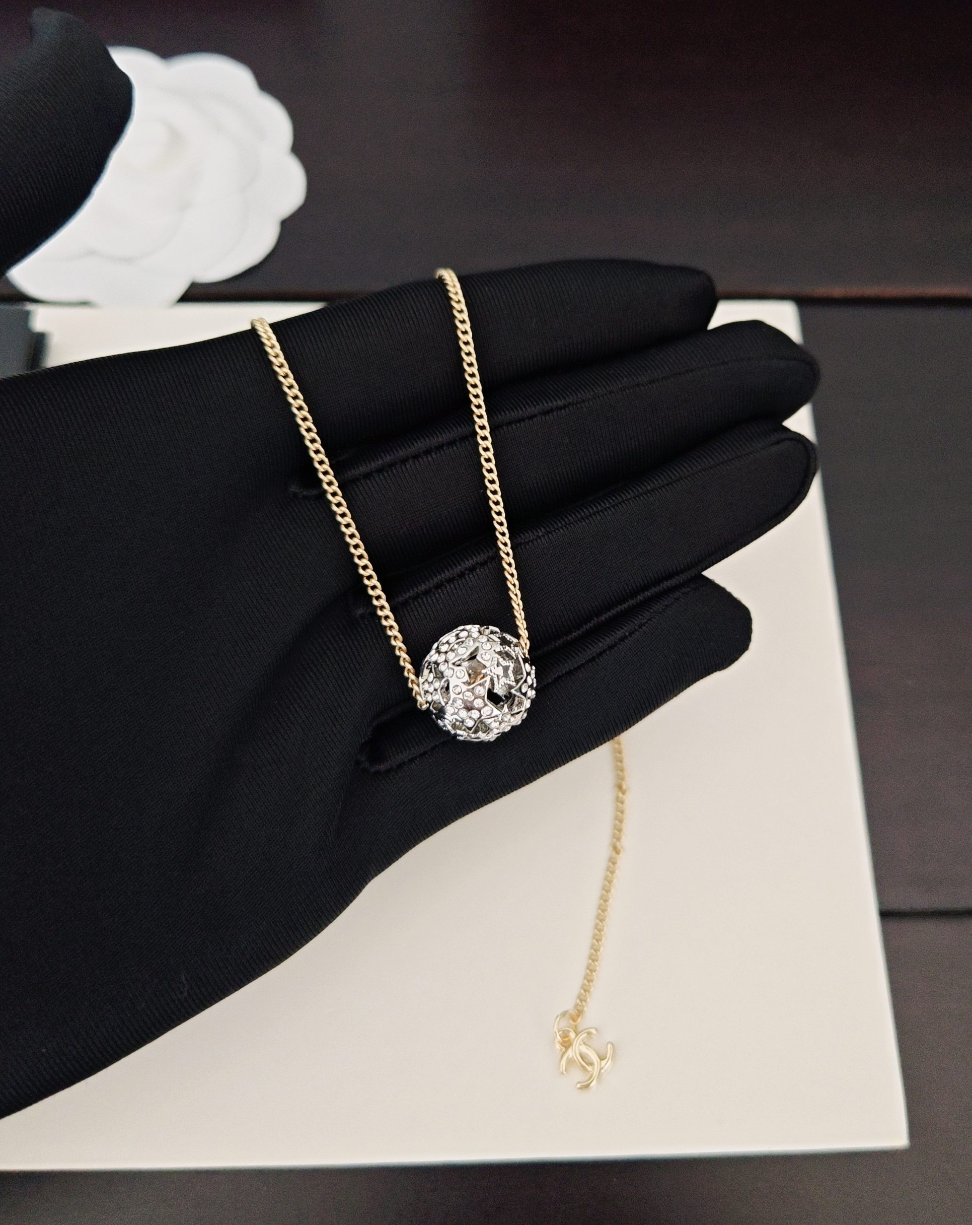 FWXL03 | 18K CHANEL Necklaces ( P75)