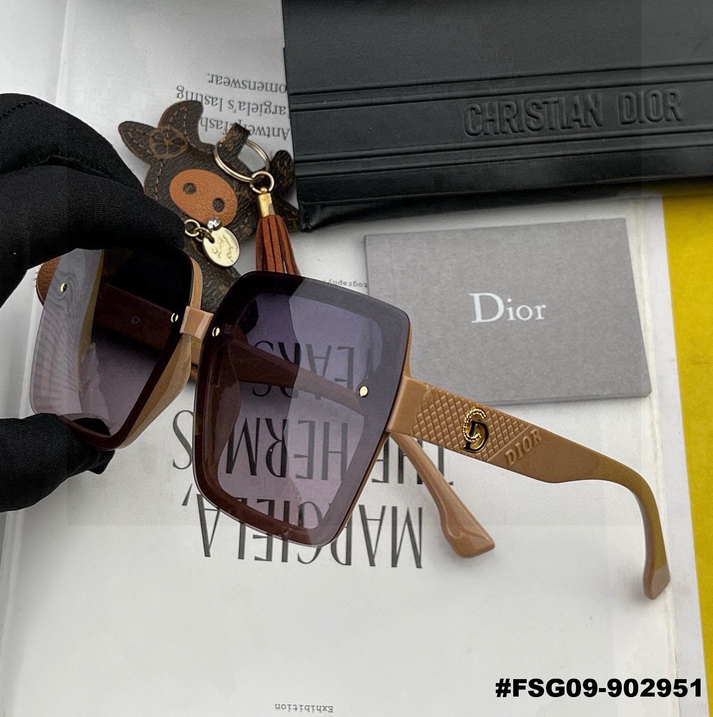 FSG09 |  DIOR SunGlass (902951-P60)
