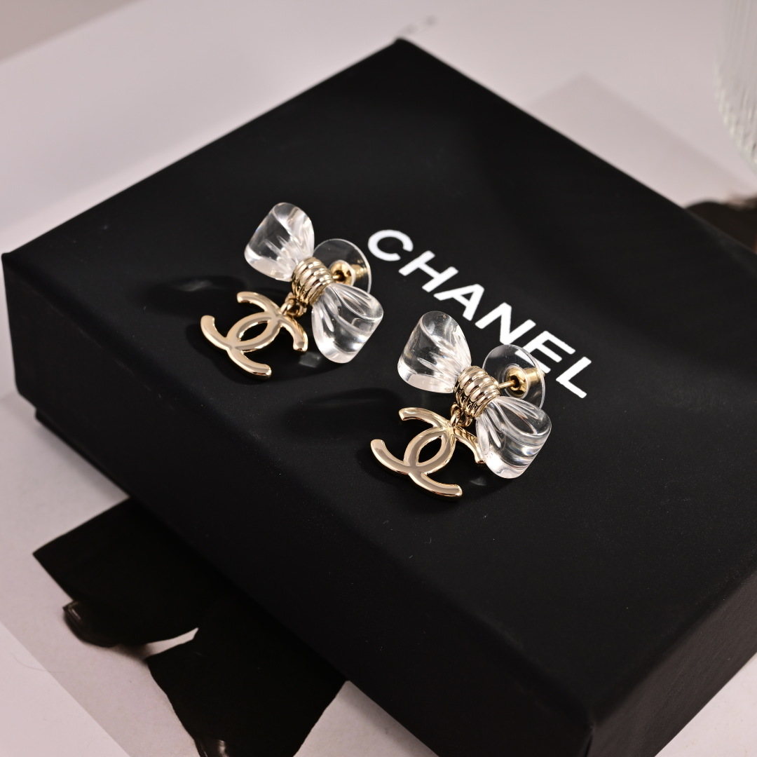 FWEH01 | CHANEL Earrings(P53)